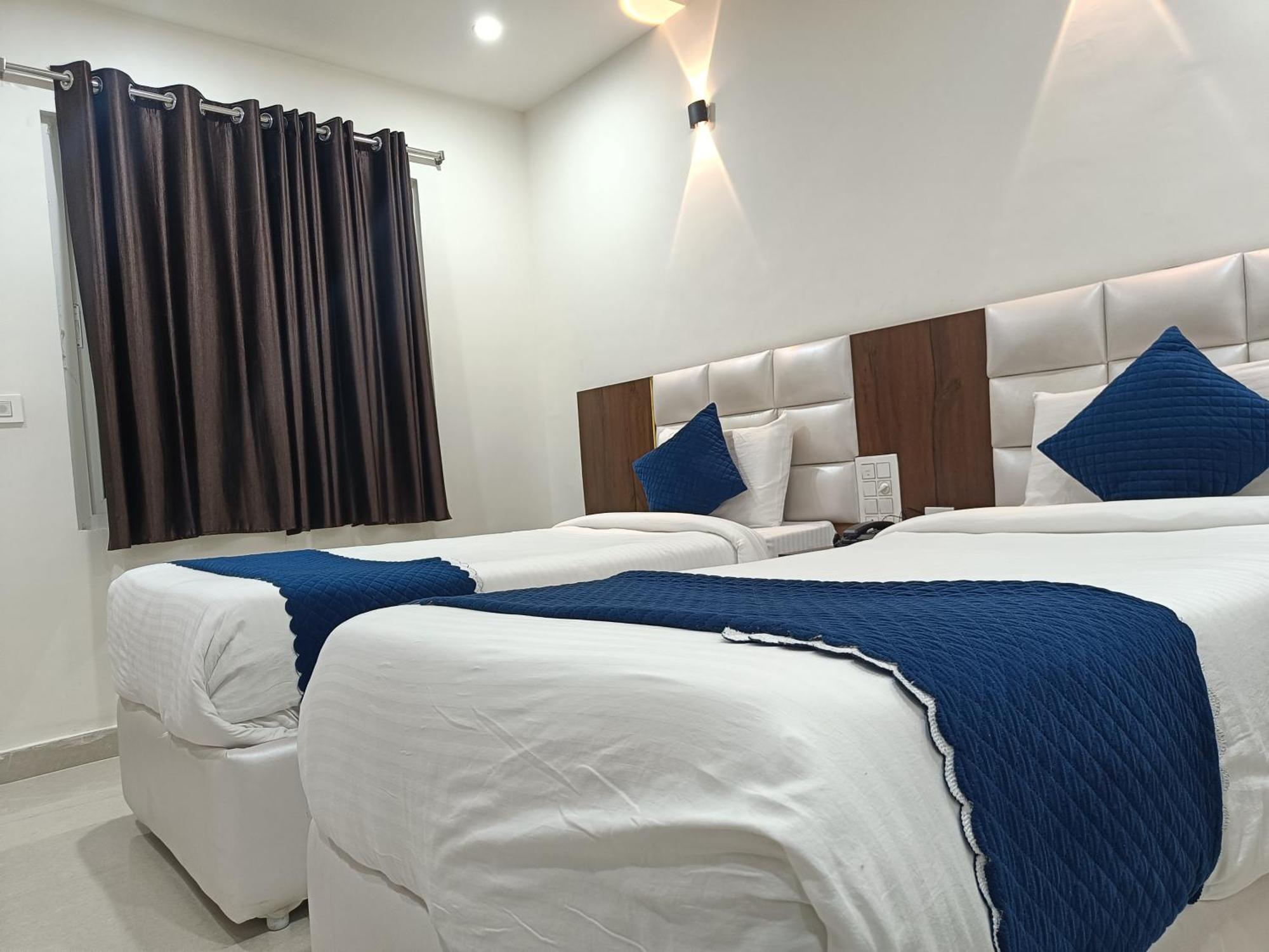 Hotel Skyland Варангал Экстерьер фото
